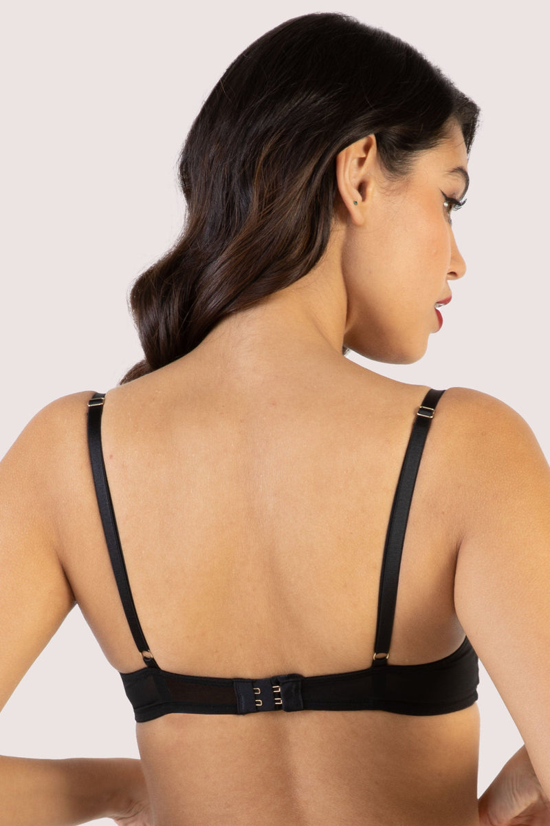 These @Hsia-Bras are true to size, comfortable, & sexy! I feel so conf
