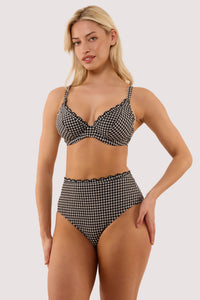 Model wears a margot black & white gingham scallop trim underwire bikini top with textured gingham fabric, supportive underwired cups with a matching high waist bikini brief.
