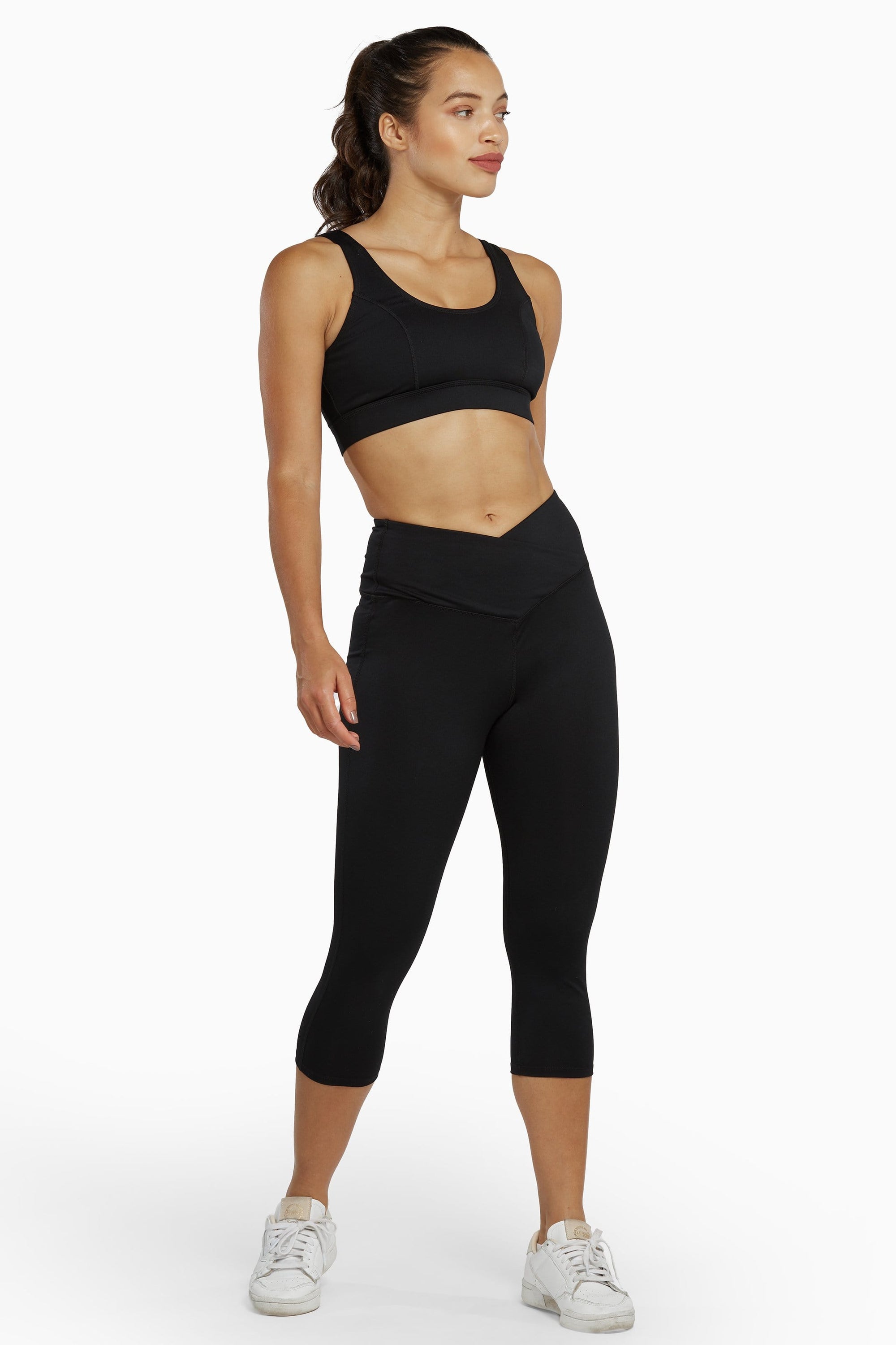 Black Cropped Leggings with Crossover Waistband – Playful Promises