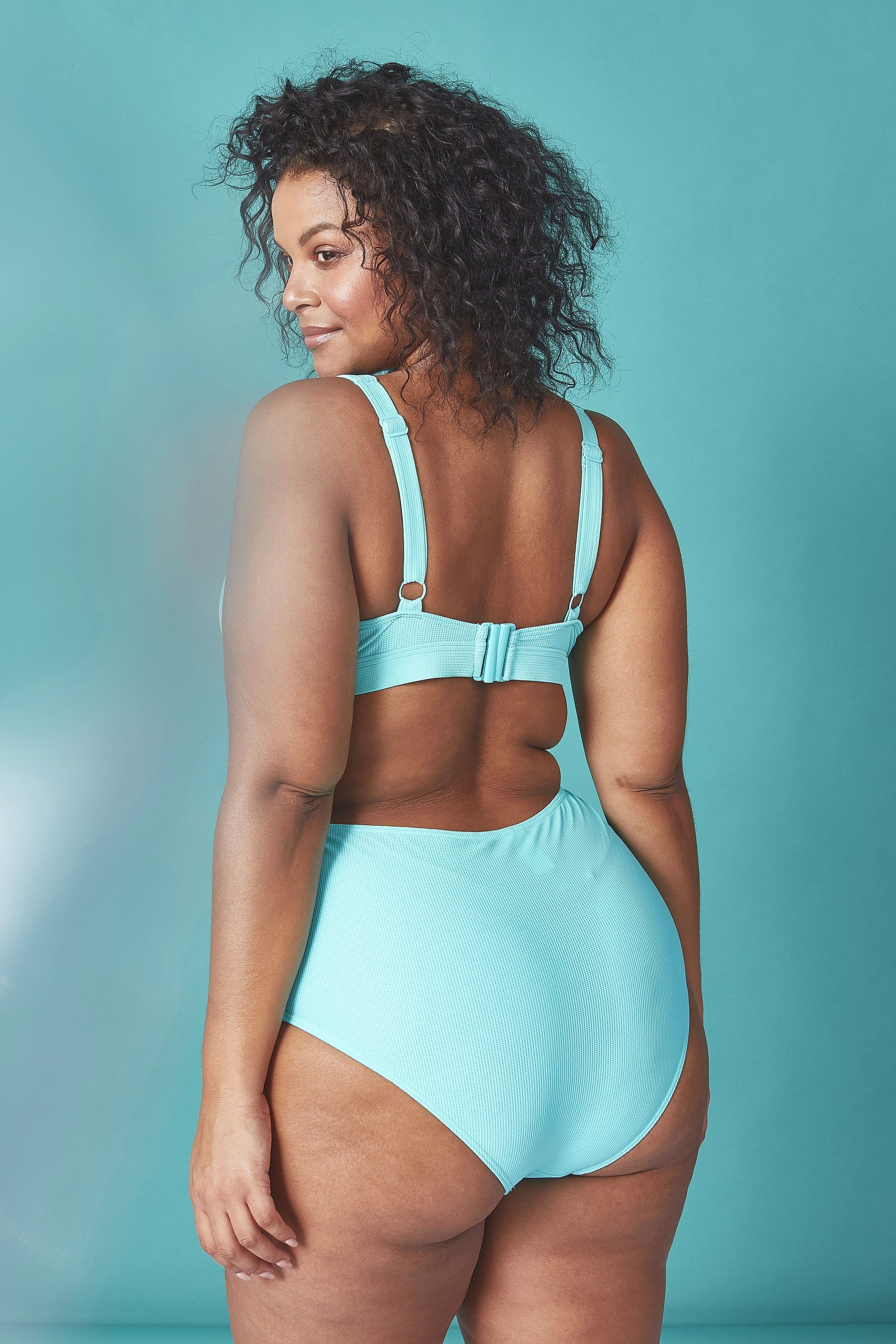 Wolf & Whistle Bunny tie crop top mint Curve